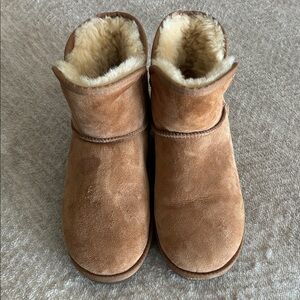 Cozy Tan Shearling Boots